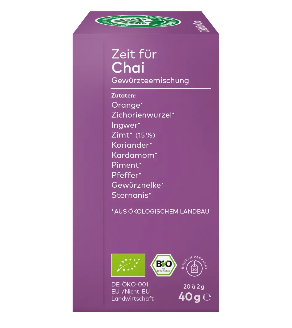 Zeit für Chai Bio-Gewürzteemischung, 40g Packung mit Orange, Zimt, Ingwer, Kardamom und weiteren Gewürzen auf lila Karton